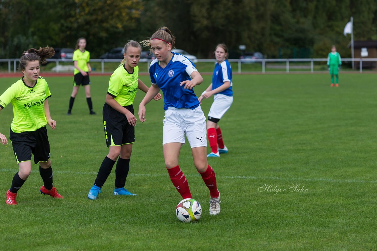 Bild 125 - B-Juniorinnen TSV Schoenberg - Holstein Kiel : Ergebnis: 0:23